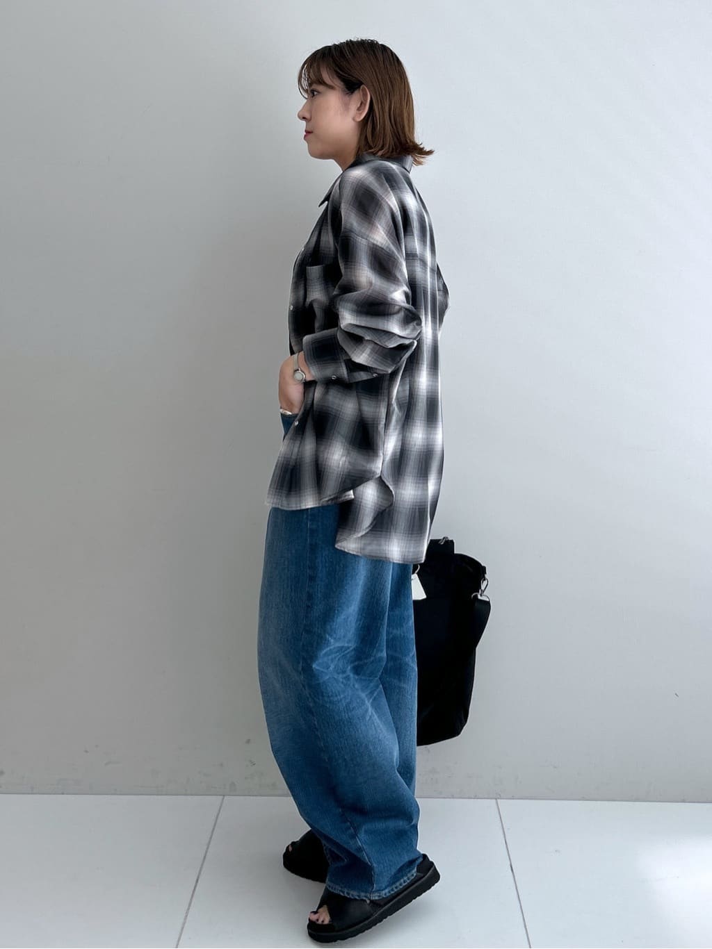 Hirokaさんの「Dessin｜【洗える】シアーオンブレーチェックシャツ」を使ったコーディネート