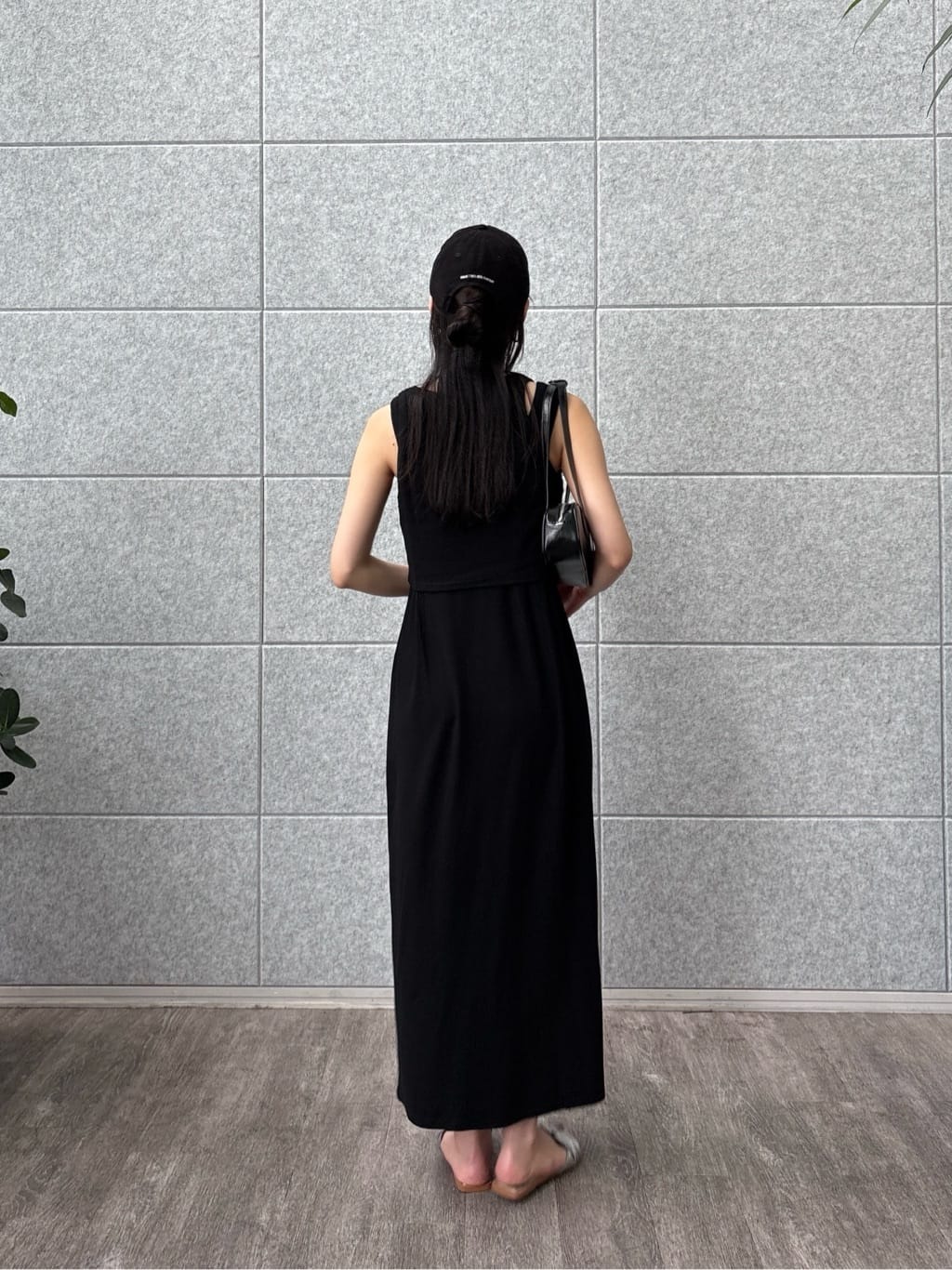 ひなさんの「INDIVI｜タンクトップレイヤードワンピース」を使ったコーディネート