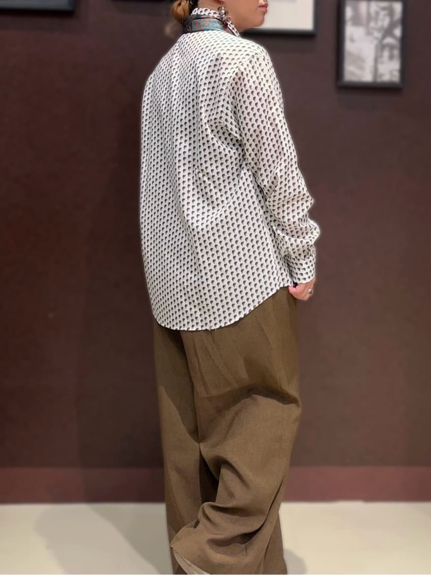 735さんの「TAKEO KIKUCHI｜ボーラーハット柄 長袖シャツ」を使ったコーディネート