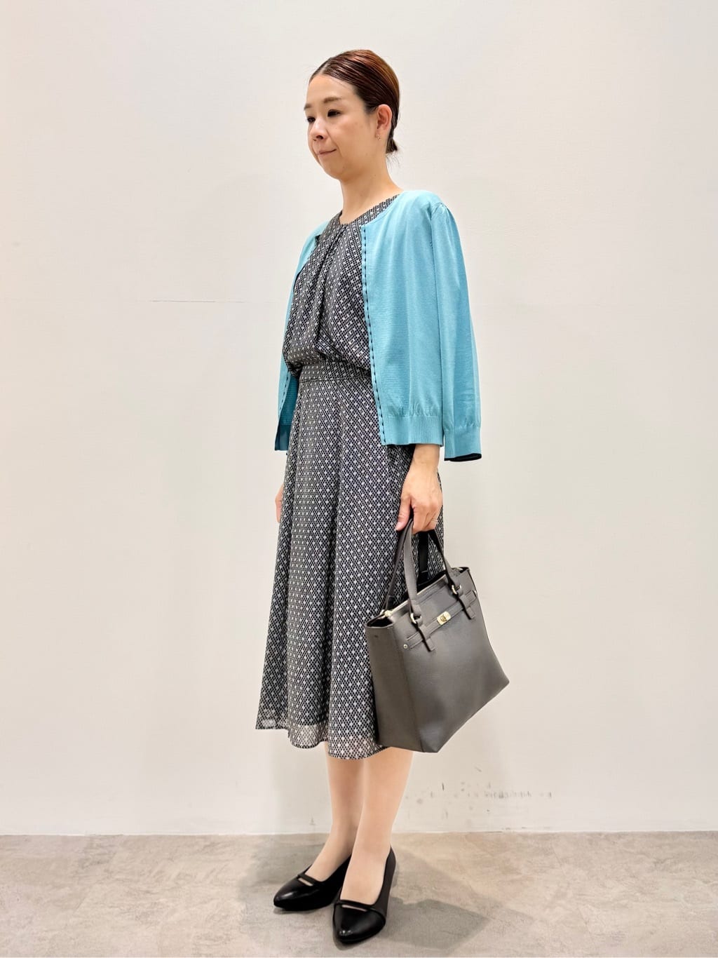 koyaさんの「Reflect｜【マシンウォッシュ可／セットアップ可】コツキ柄プリントブラウス」を使ったコーディネート