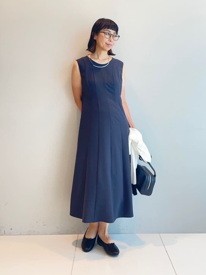 murayamaさんの「INDIVI｜【美シルエット】ノースリーブワンピース」を使ったコーディネート