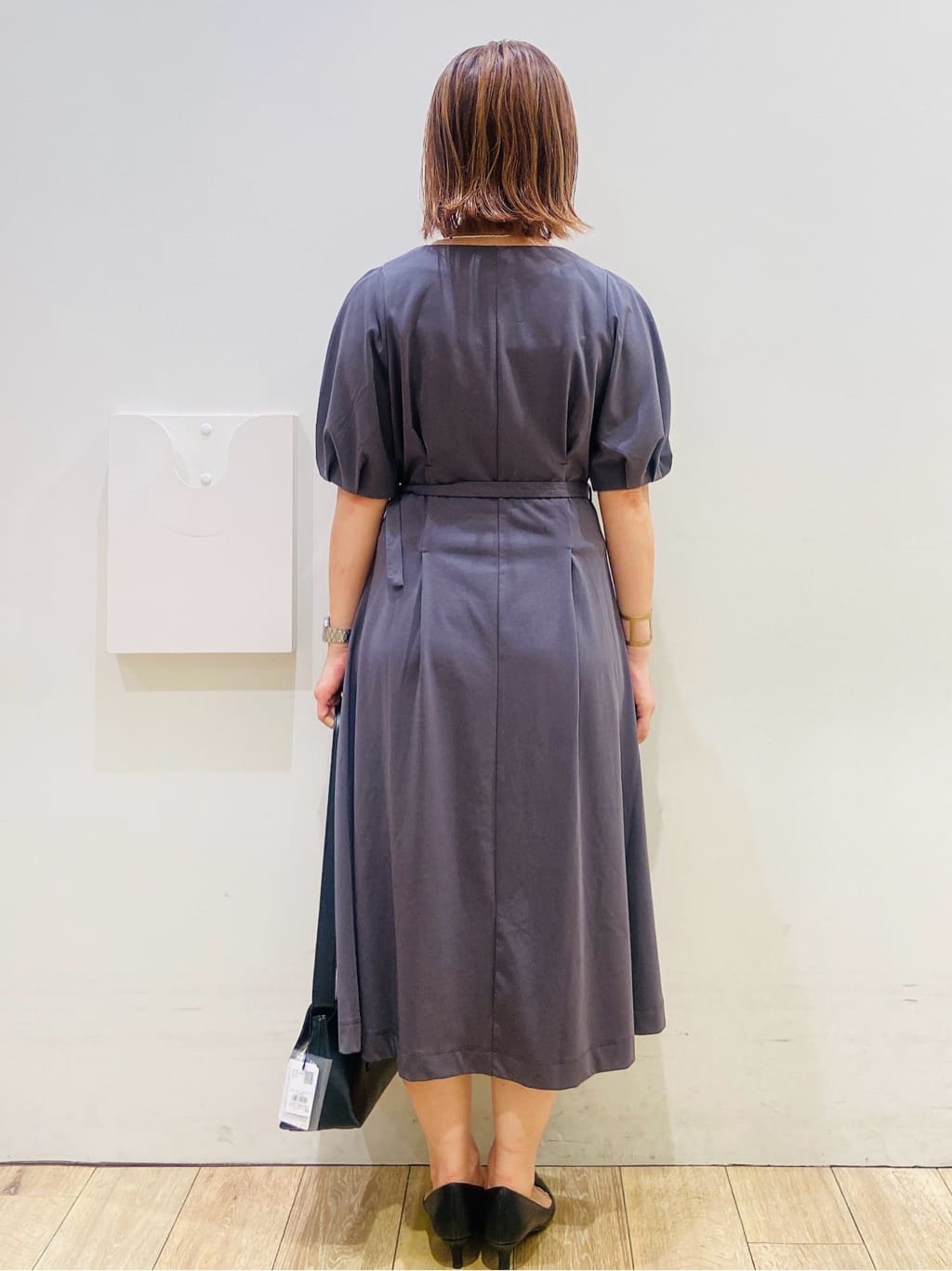 YUKOさんの「index｜《5色展開》コンパクトショートカーディガン【洗濯機洗い可】」を使ったコーディネート