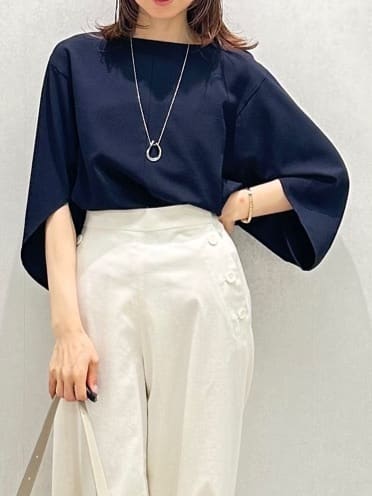 Miwaさんの「UNTITLED｜フープトップネックレス」を使ったコーディネート