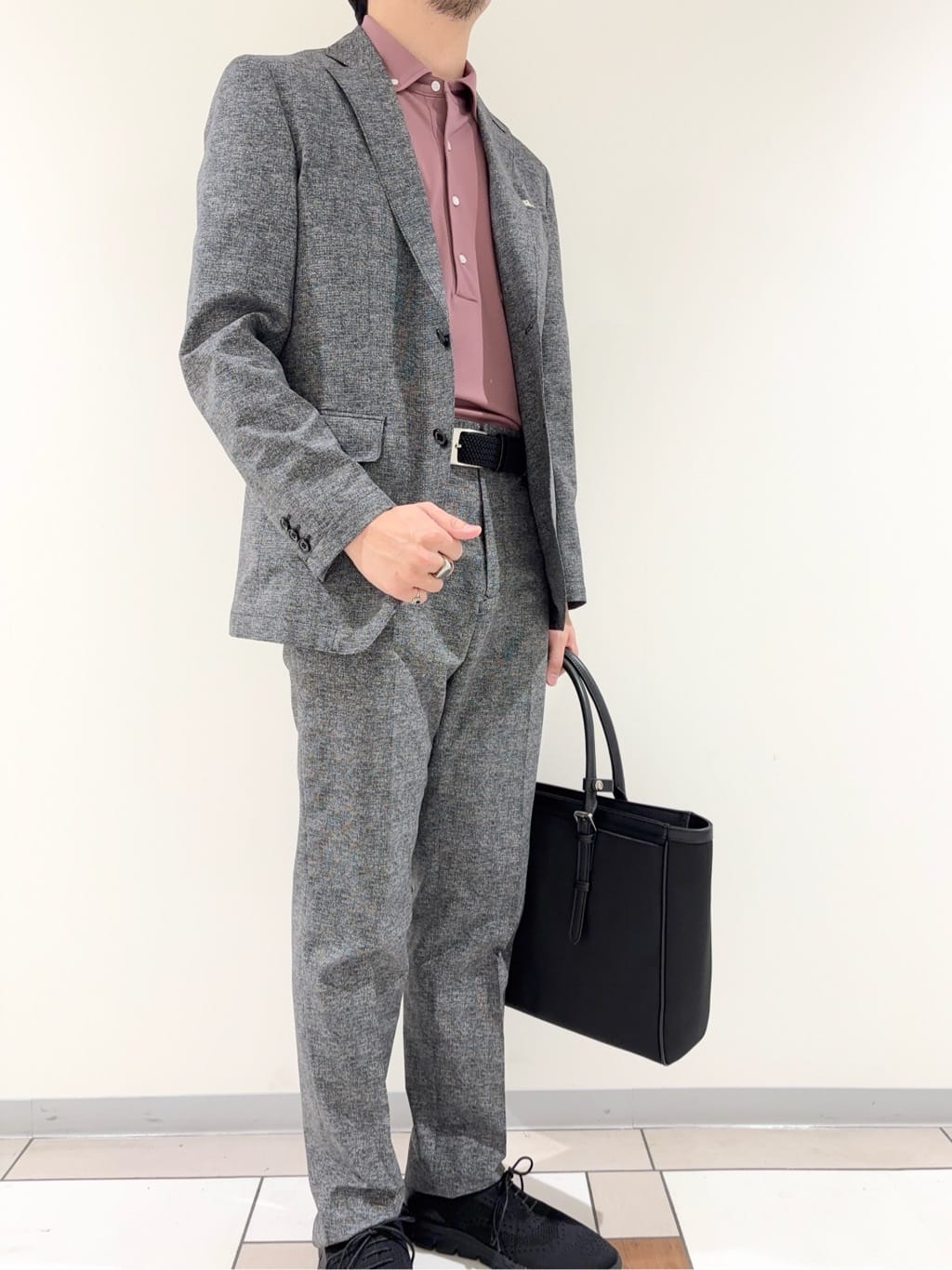 及川さんの「TAKEO KIKUCHI｜【抗菌防臭】COOL DOTS（R）ドビープリント ジャケット」を使ったコーディネート