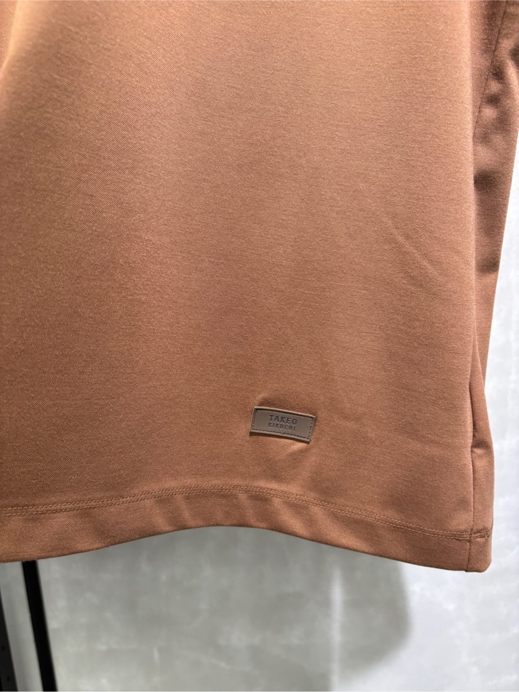 s___sさんの「TAKEO KIKUCHI｜【COOL CITY WEAR】モックネック プルオーバー /接触冷感」を使ったコーディネート