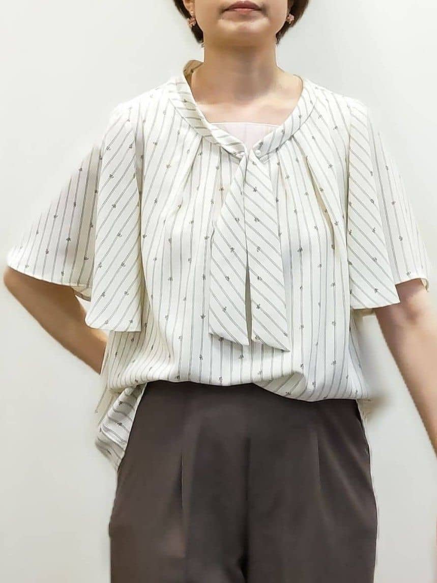 やまちゃんさんの「grove｜【A4】サイドドロストトート」を使ったコーディネート