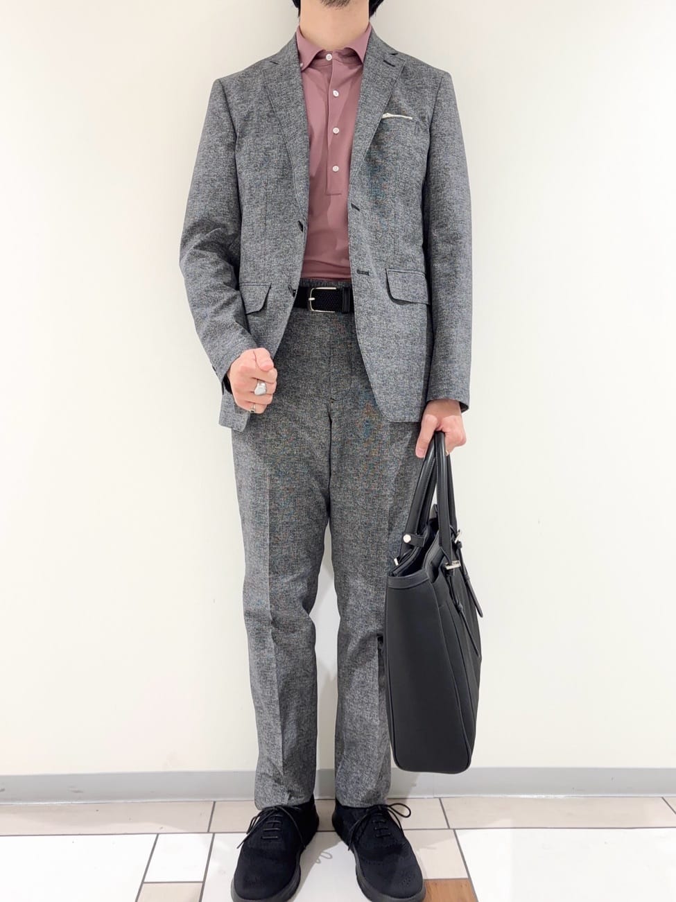 及川さんの「TAKEO KIKUCHI｜【抗菌防臭】COOL DOTS（R）ドビープリント ジャケット」を使ったコーディネート