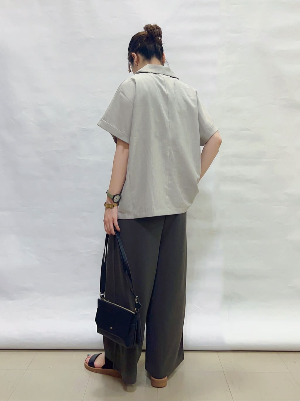 まっつんさんの「SHOO･LA･RUE｜【S-LL】さらりと着たい大人のための 麻調半袖ジャケット」を使ったコーディネート