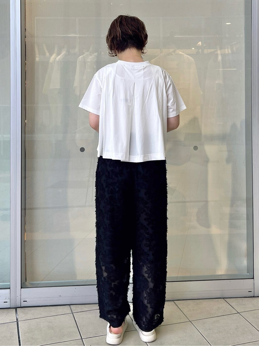 yo-koさんの「OPAQUE.CLIP｜フリンジジャカードイージーパンツ【洗濯機洗い可】」を使ったコーディネート