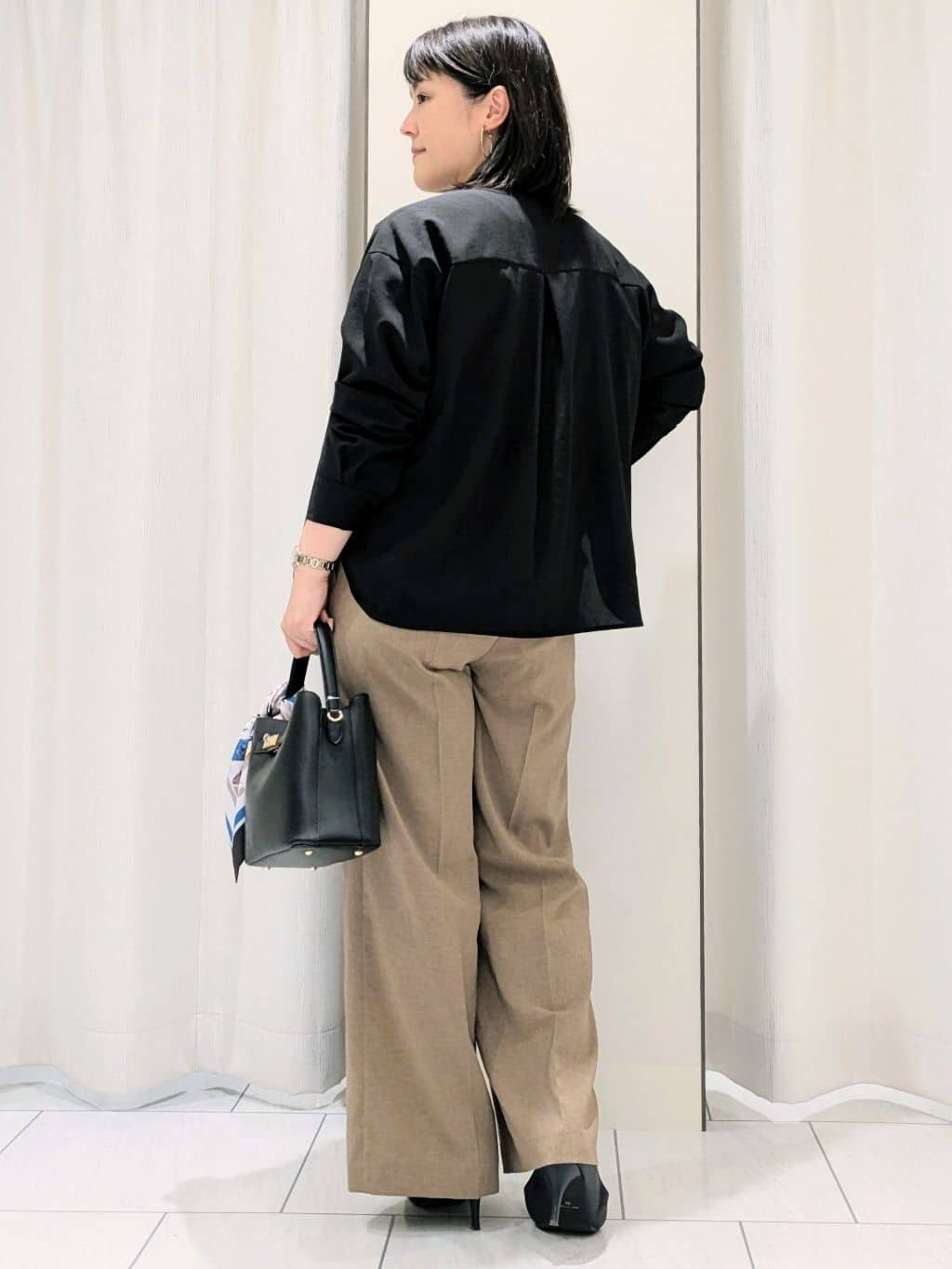 Onumaさんの「UNTITLED｜【秋も着られる/セットアップ可】リラククールシャツ」を使ったコーディネート