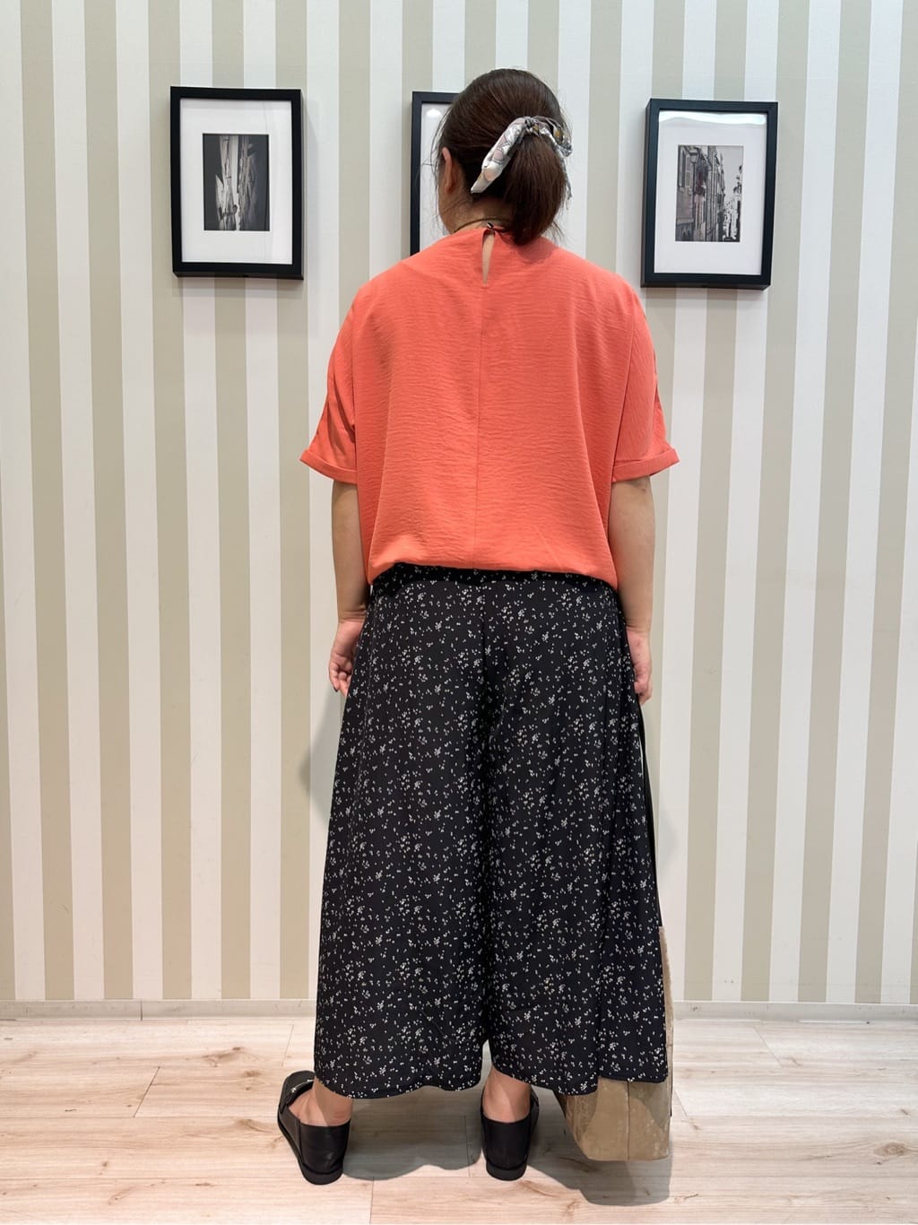 みさぼうさんの「SHOO･LA･RUE｜【洗濯後しわになりにくい】さらっとタッチの 5分袖ドルマンブラウス」を使ったコーディネート