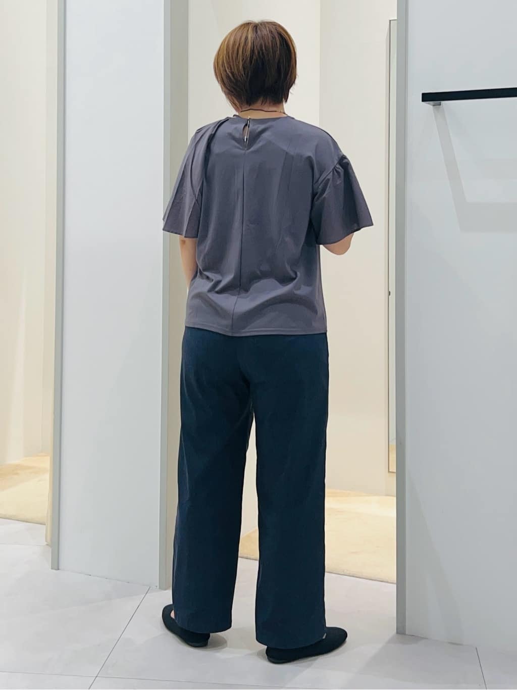 Naruさんの「THE SHOP TK｜アシメケープ風プルオーバー【接触冷感/洗濯機OK】」を使ったコーディネート