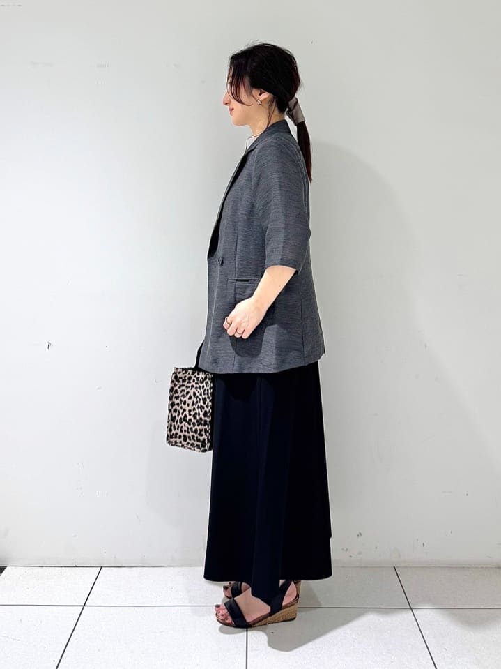 そんさんの「INDIVI｜ライトダブルジャケット」を使ったコーディネート