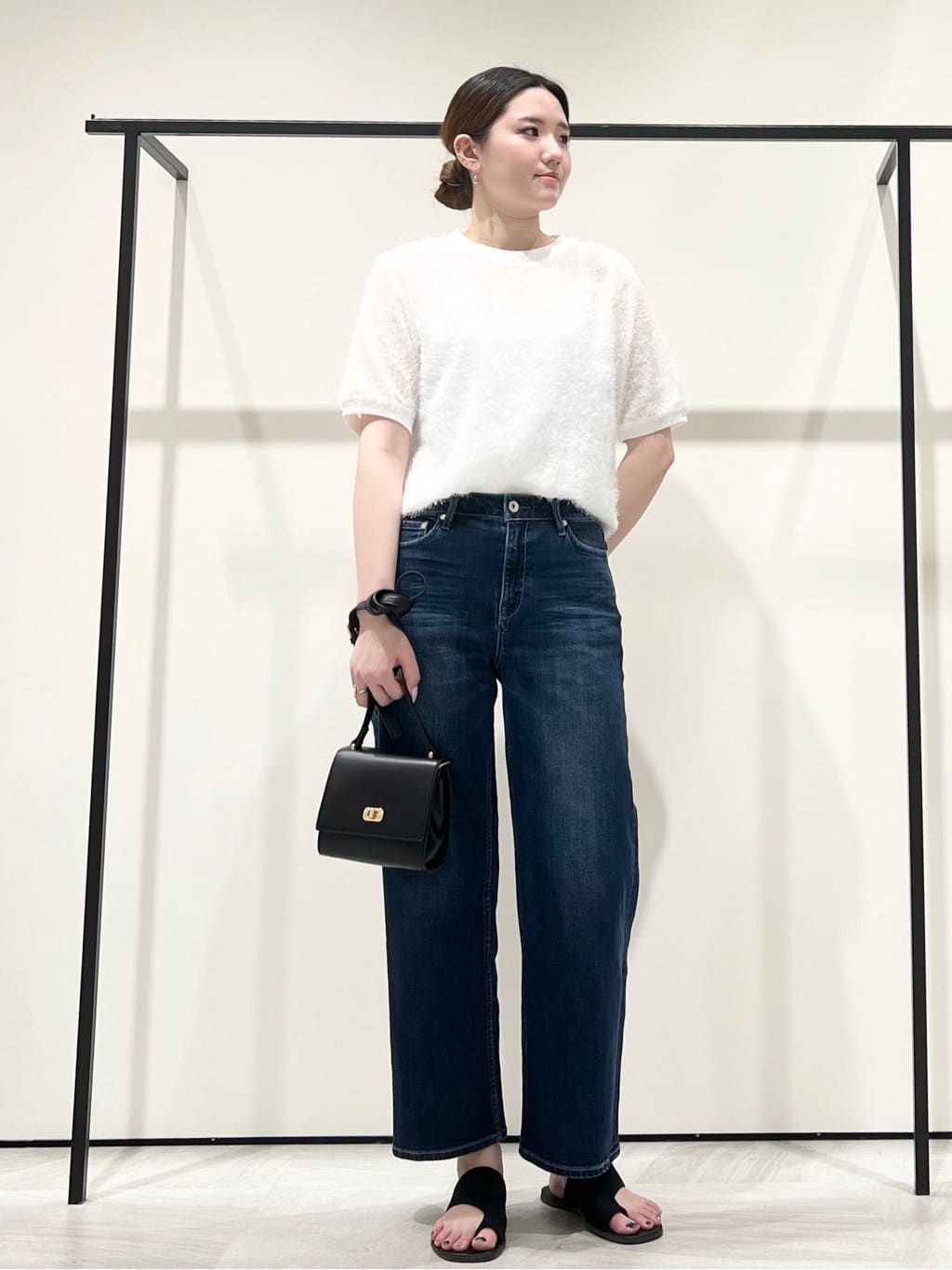 T.Kさんの「INDIVI｜ミニスクエアショルダー」を使ったコーディネート