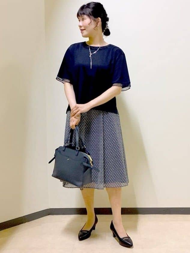  beni_gingerさんの「Reflect｜【マシンウォッシュ可／セットアップ可】コツキ柄プリントフレアスカート」を使ったコーディネート