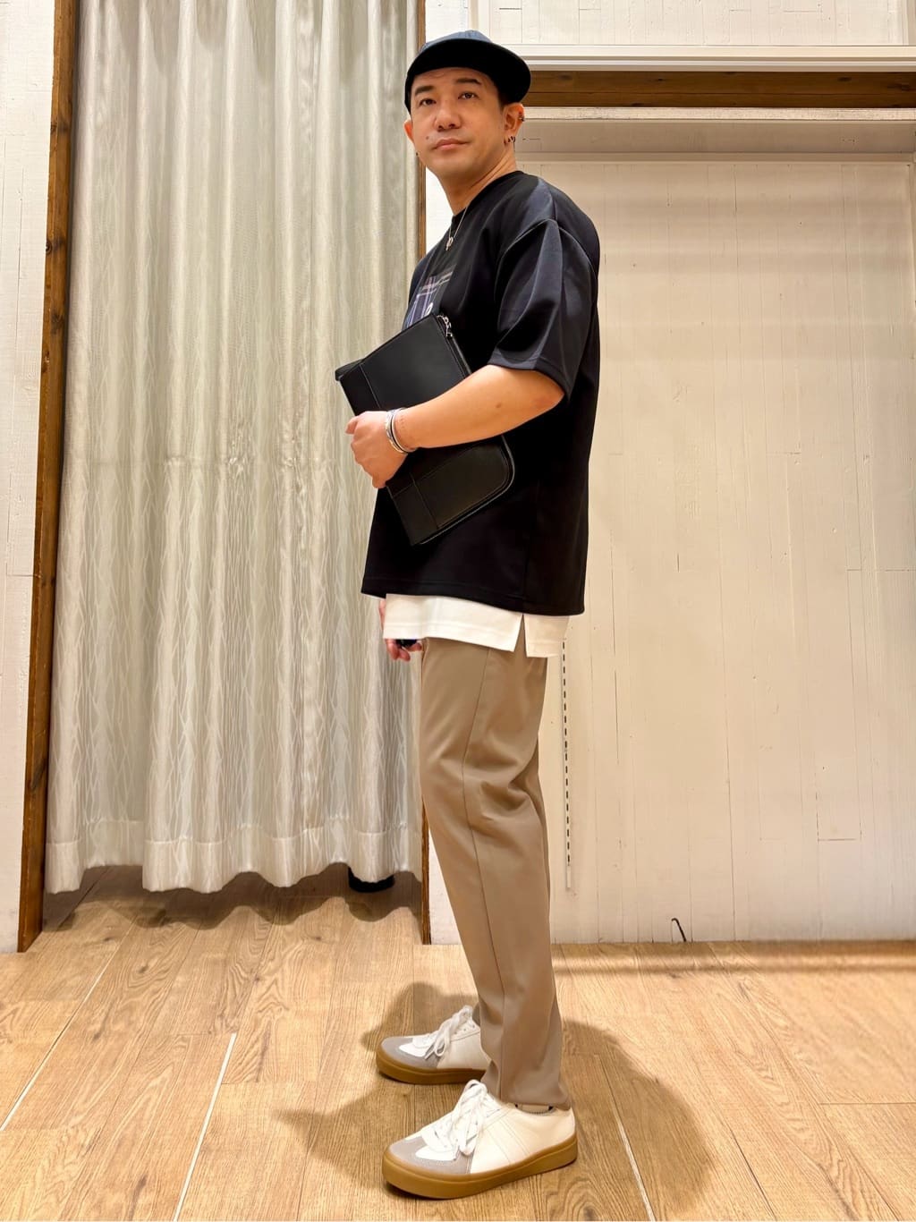 Pーyamaさんの「THE SHOP TK｜コード刺繍フォトプリント半袖Tシャツ 【洗濯機OK】」を使ったコーディネート