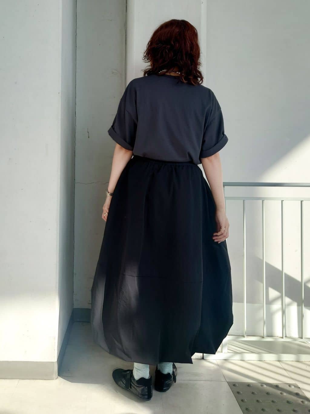 maruさんの「THE SHOP TK｜セサミストリートTシャツ」を使ったコーディネート