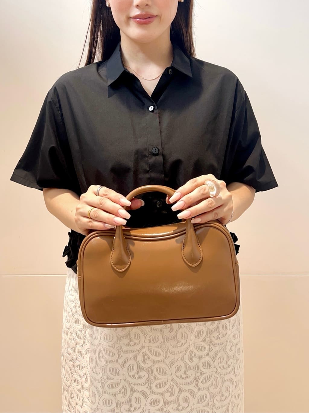 maiさんの「OPAQUE.CLIP｜裾フリルシャツ【洗濯機洗い可】」を使ったコーディネート