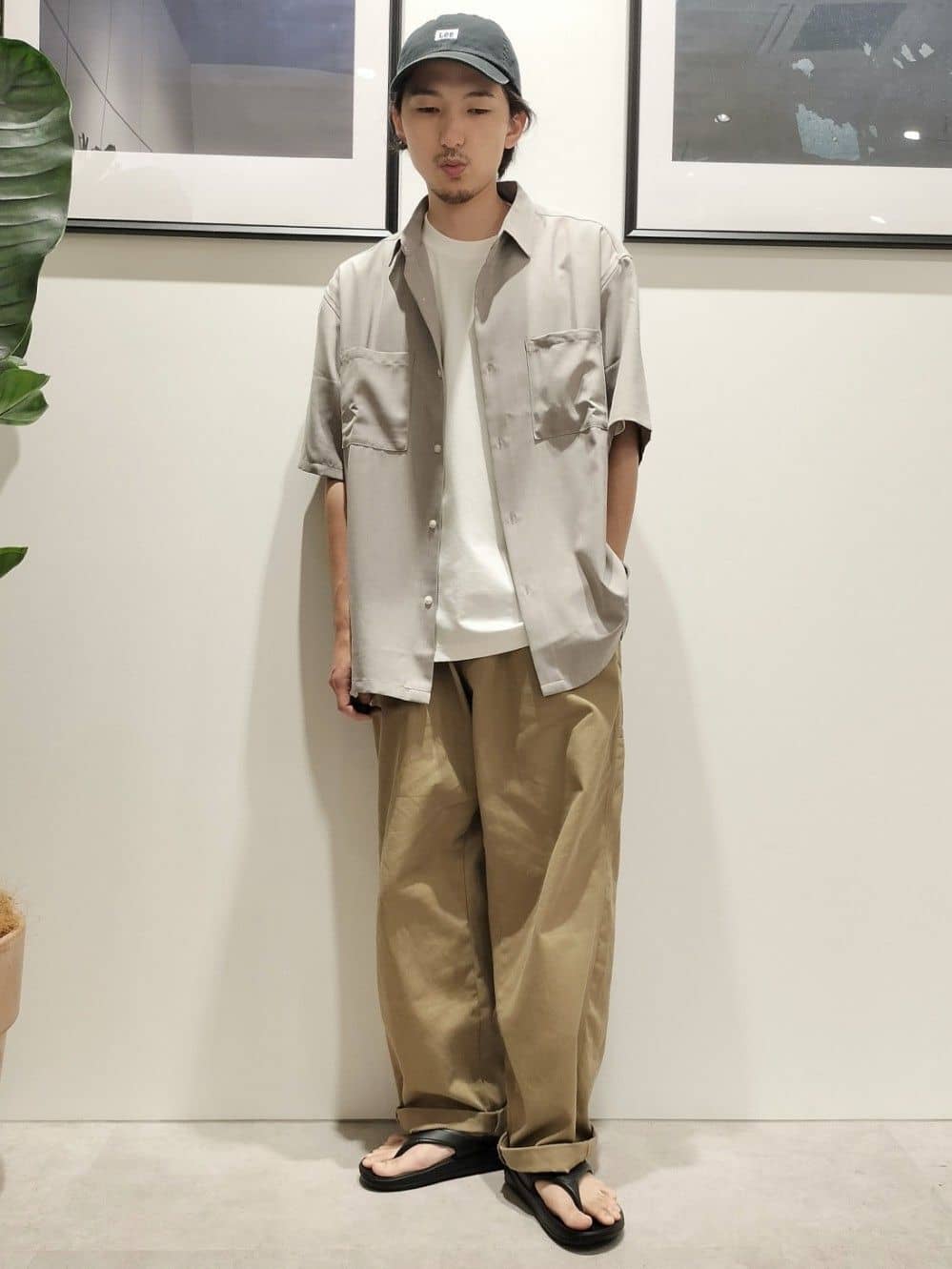 takutoさんの「THE SHOP TK｜ツイルチノワイドパンツ」を使ったコーディネート