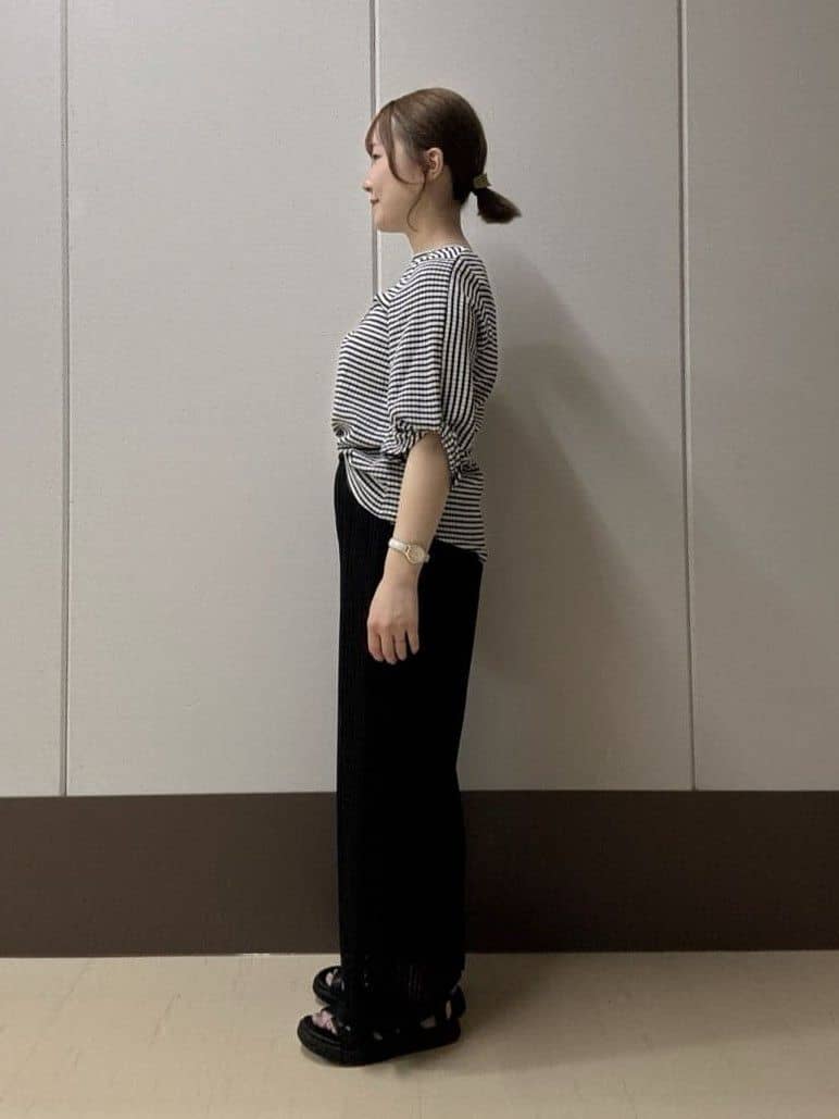 Rikoさんの「INDIVI｜【UVケア／吸汗速乾】凹凸素材ねじり袖トップス」を使ったコーディネート