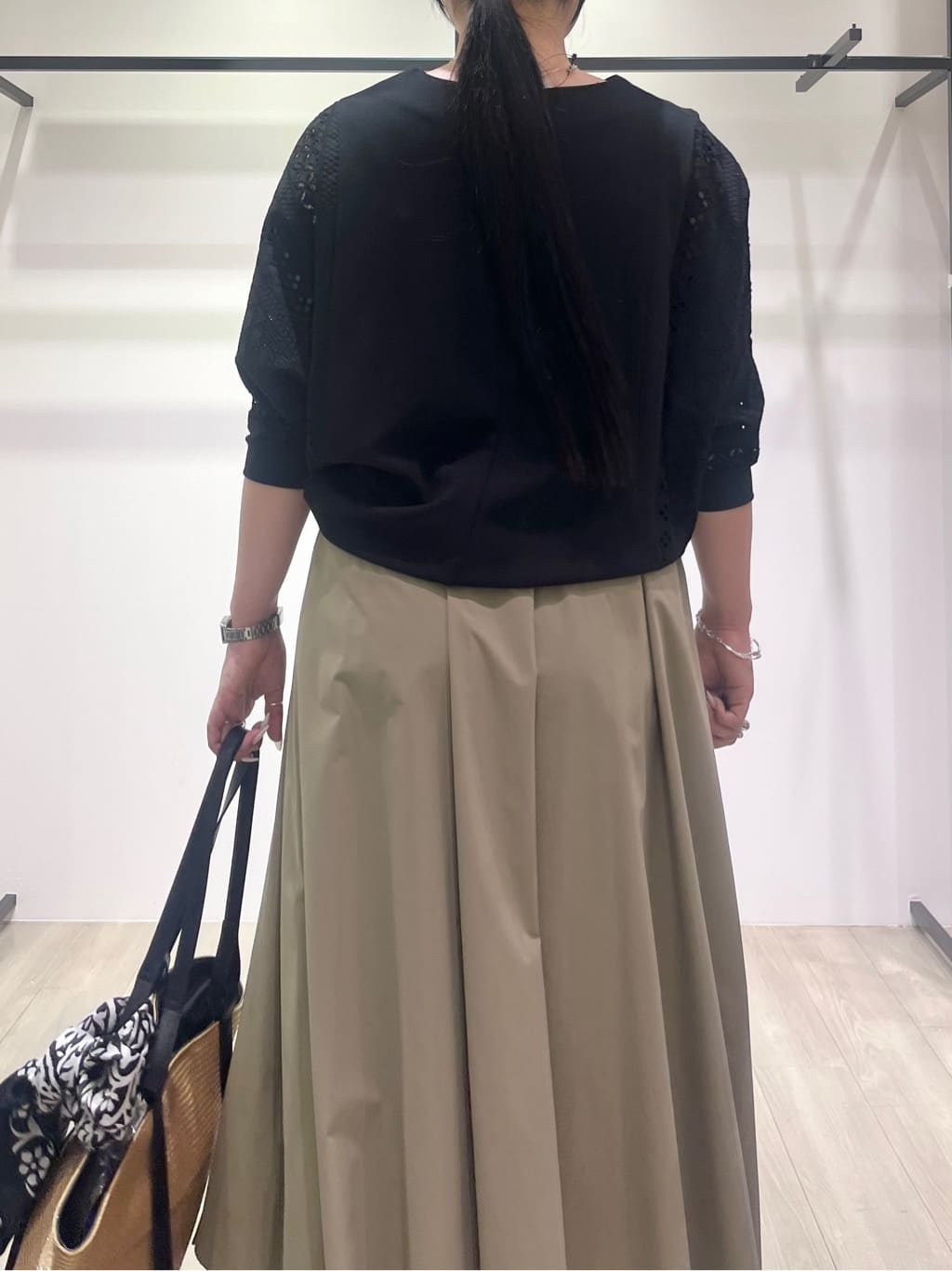 hasuさんの「INDIVI｜スクエアトップロングネックレス」を使ったコーディネート