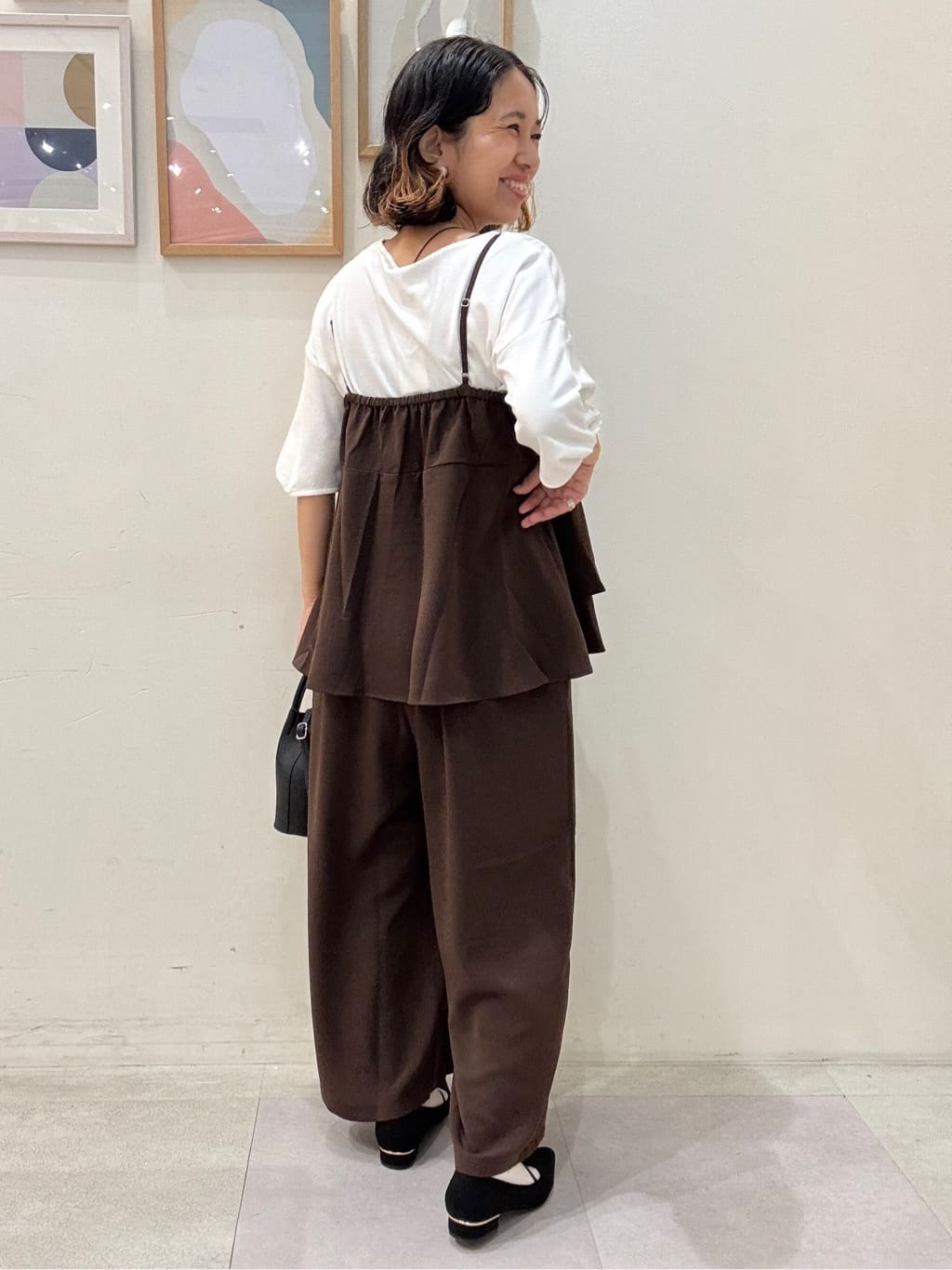 たけぴさんの「SHOO･LA･RUE｜【ひんやり/洗える/S-LL】袖ねじりシルケットトップス」を使ったコーディネート