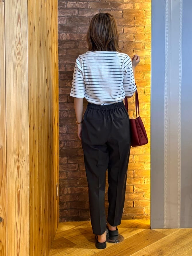 mieさんの「SHOO･LA･RUE｜【S-LL】女性らしさ漂うハートネック テレコ5分袖トップス」を使ったコーディネート