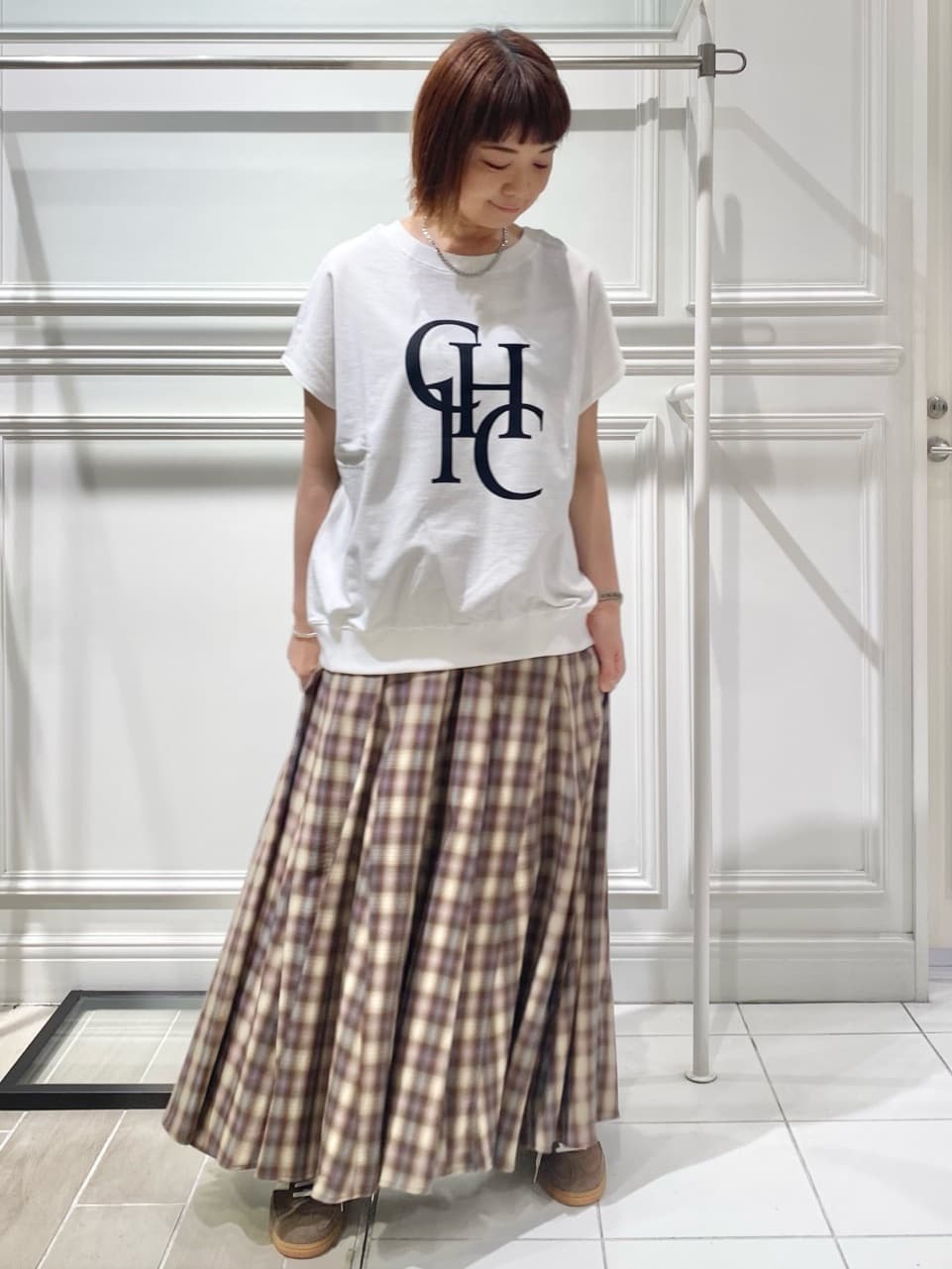 AKKOさんの「UNTITLED｜【CHIGNON】別注 ミニ裏毛フレンチスリーブプルオーバー」を使ったコーディネート