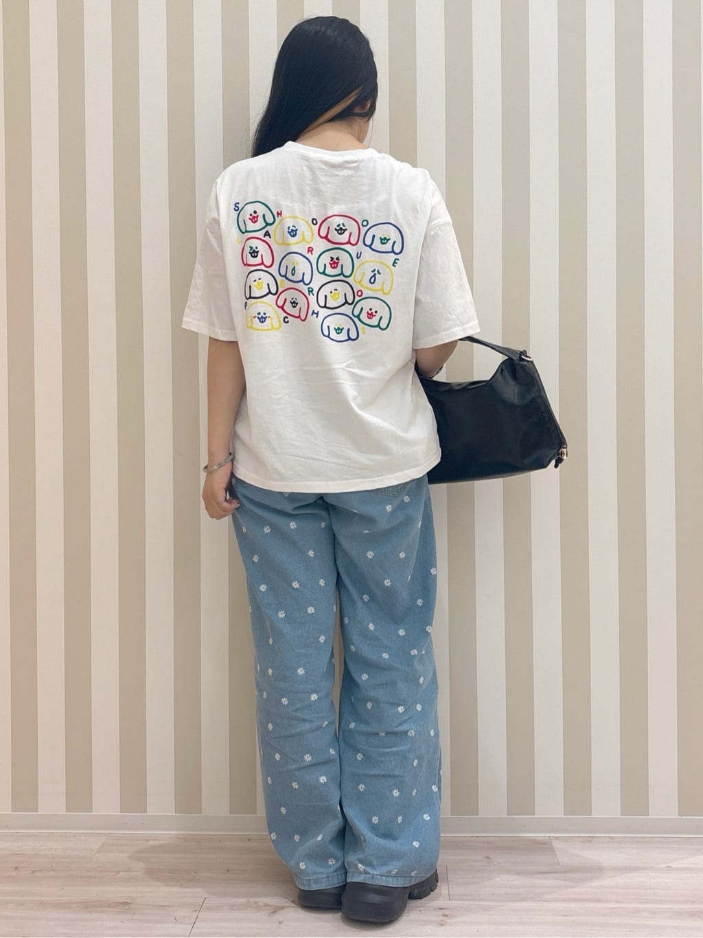 まろんさんの「SHOO･LA･RUE｜【パントビスコ／ぺろち】プリントTシャツ」を使ったコーディネート
