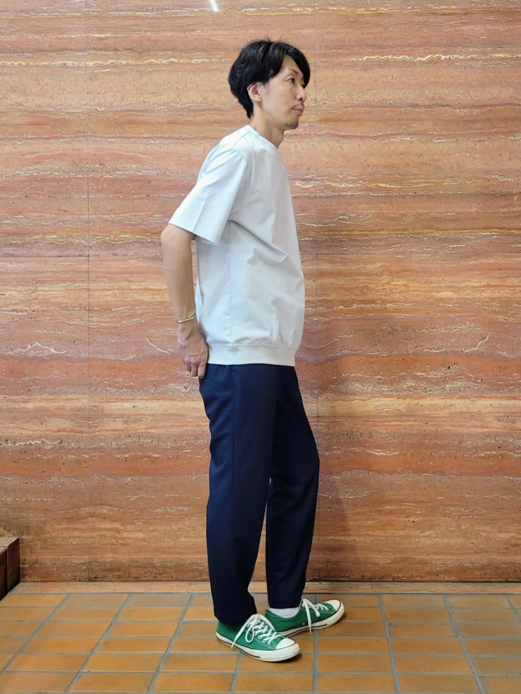 piroyaさんの「TAKEO KIKUCHI｜【抗菌防臭／5サイズ展開】ハイゲージポンチ Tシャツ」を使ったコーディネート