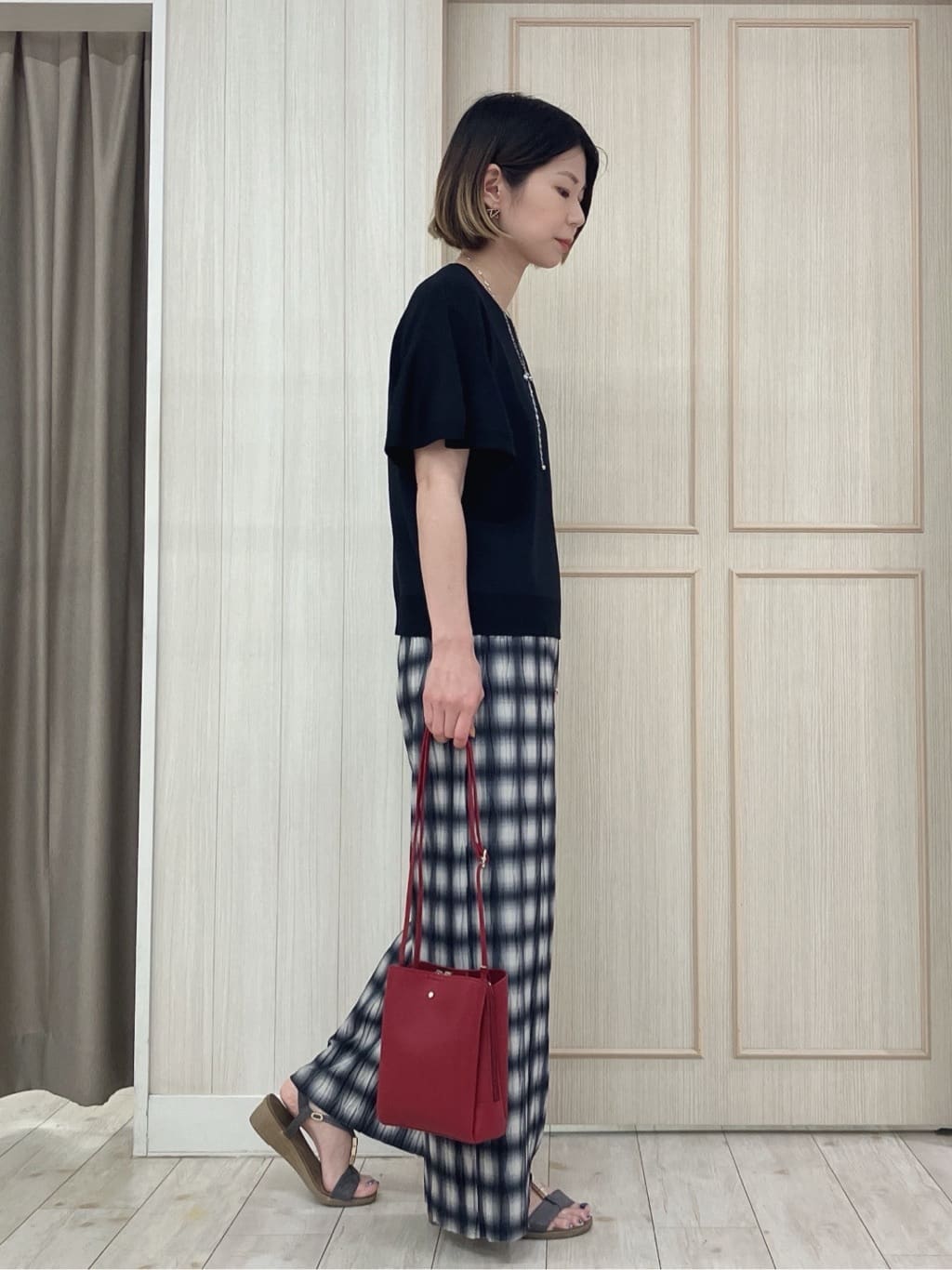Turnerさんの「SHOO･LA･RUE｜【S-LL】二の腕はカバーして魅せる フレアスリーブニット」を使ったコーディネート