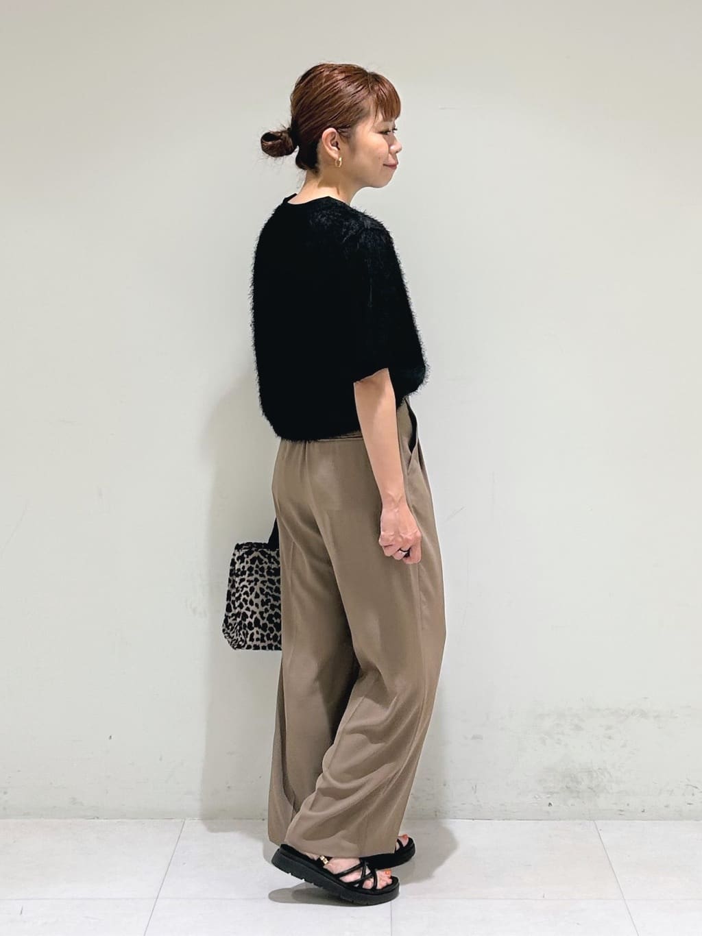 tsuyuさんの「INDIVI｜ツイードスモールトートバッグ」を使ったコーディネート