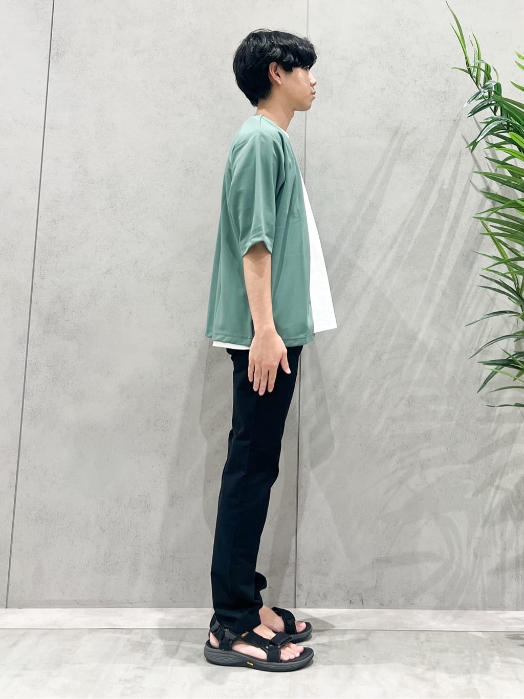 SHI-MAさんの「THE SHOP TK｜五分袖カーディガン+半袖Tシャツセットアイテム 洗濯機OK」を使ったコーディネート