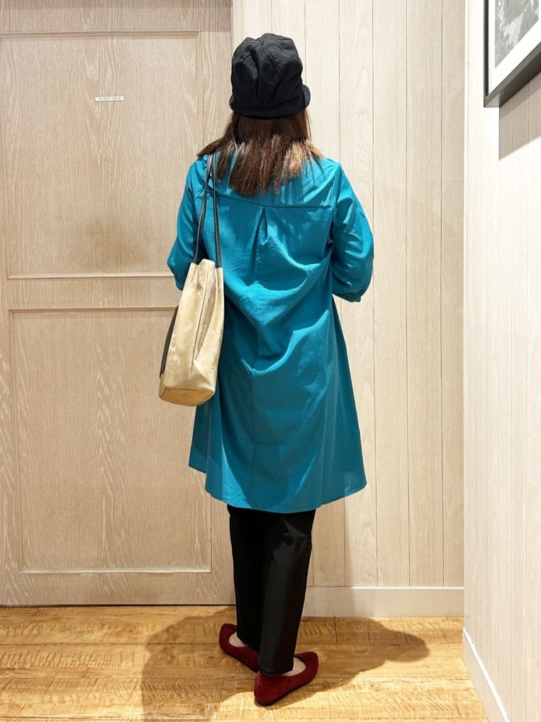 yukaさんの「SHOO･LA･RUE｜【S-LL/洗濯後しわになりにくい/UV/6分袖】コットン風 Aラインチュニックワンピース」を使ったコーディネート