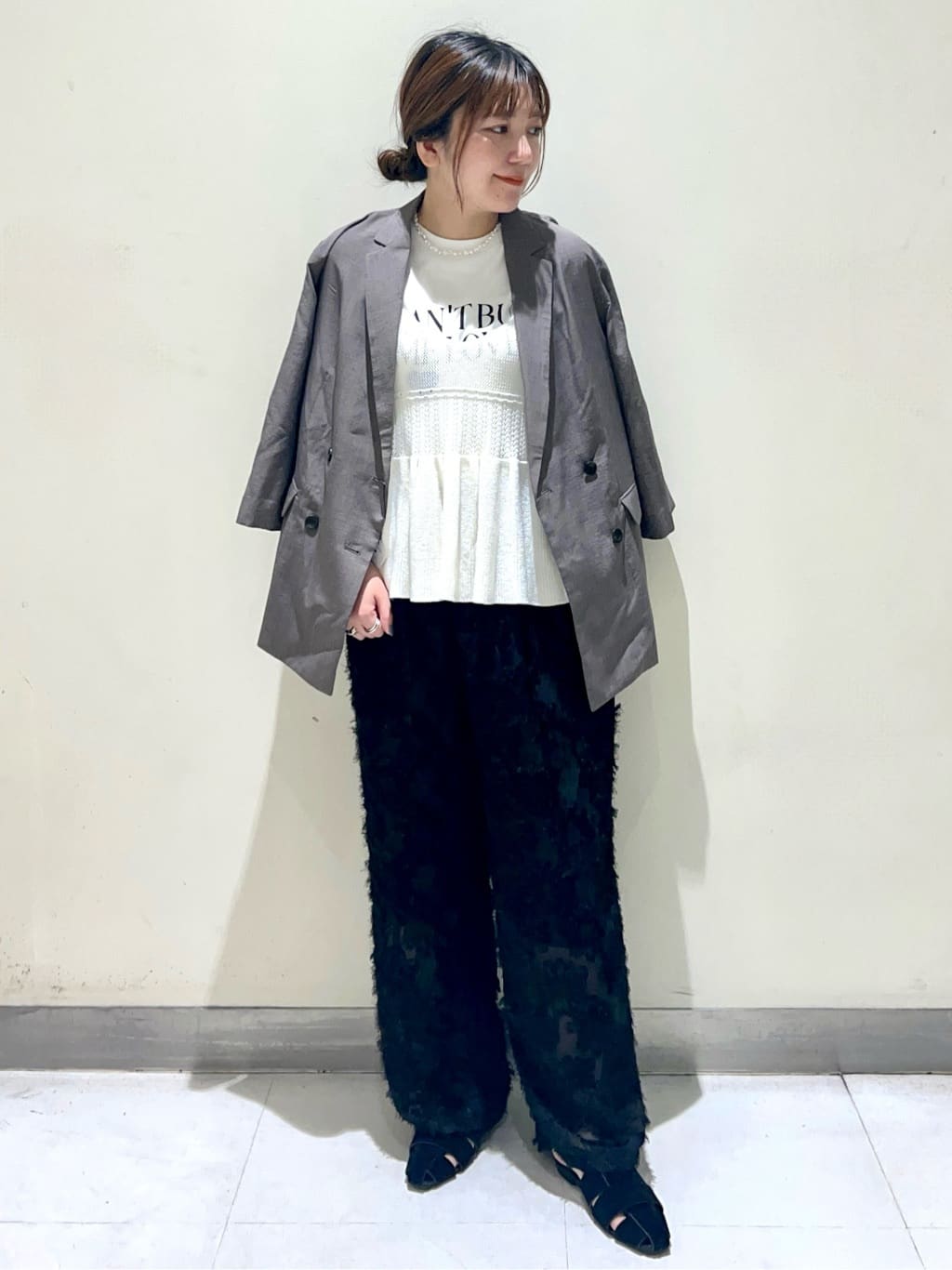 mizukiさんの「OPAQUE.CLIP｜カギ針風ニットキャミビスチェ【洗濯機洗い可】」を使ったコーディネート