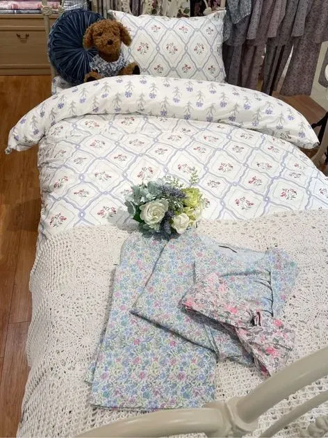 シングルサイズ】ベッドスカート（ベッド・寝具） | LAURA ASHLEY HOME