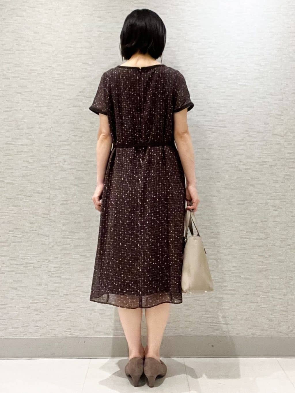 marikoさんの「Reflect｜【WEB先行カラーあり／マシンウォッシュ可／ナローベルト付き】オフボディツイードチェックワンピース」を使ったコーディネート