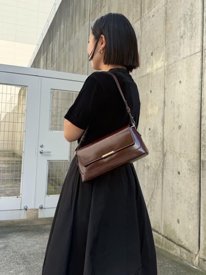 chさんの「THE SHOP TK｜シアーベロアカットソー【洗える】」を使ったコーディネート
