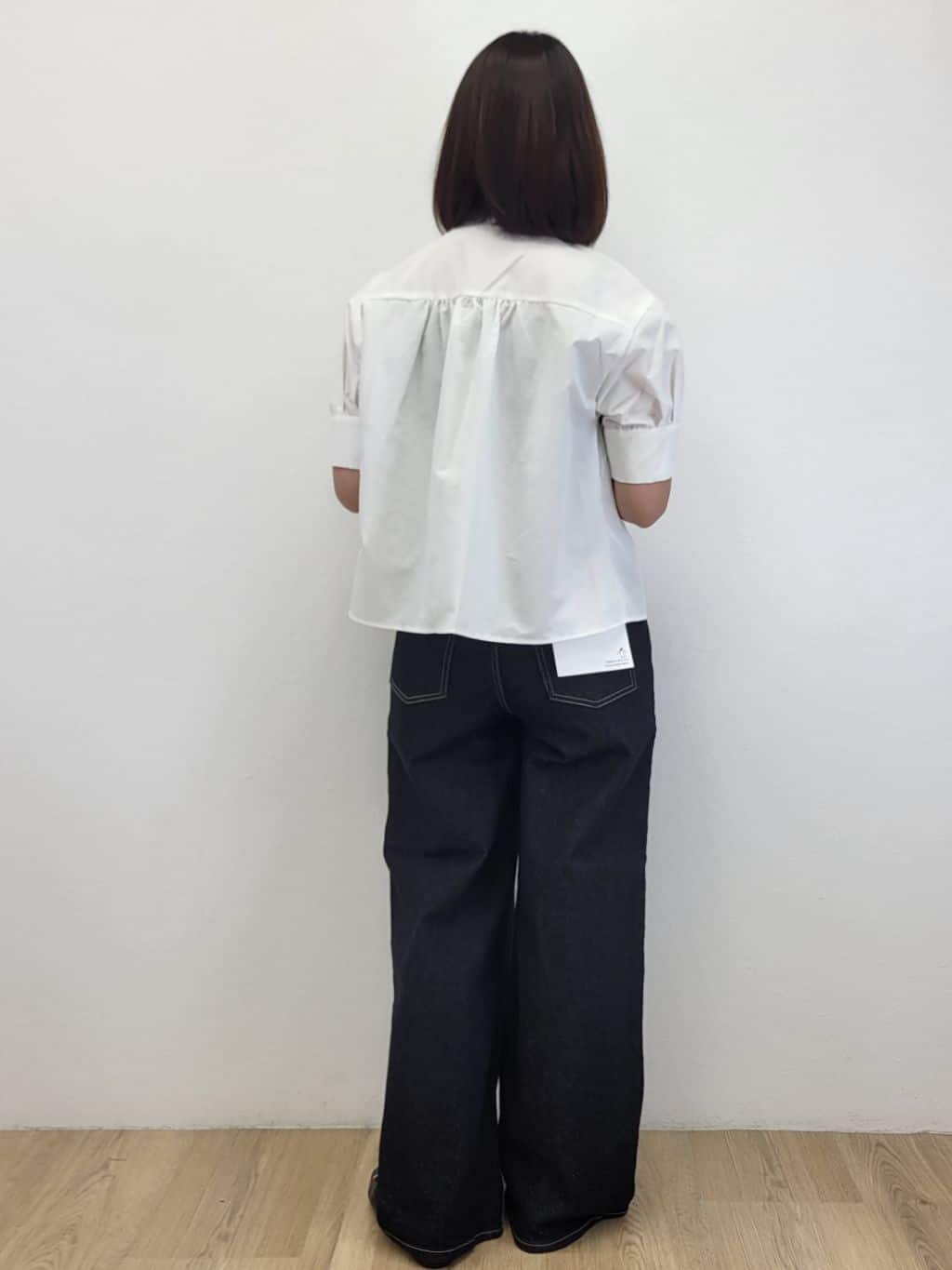 LISAさんの「OPAQUE.CLIP｜ピンタックフレアシャツ【洗濯機洗い可】」を使ったコーディネート