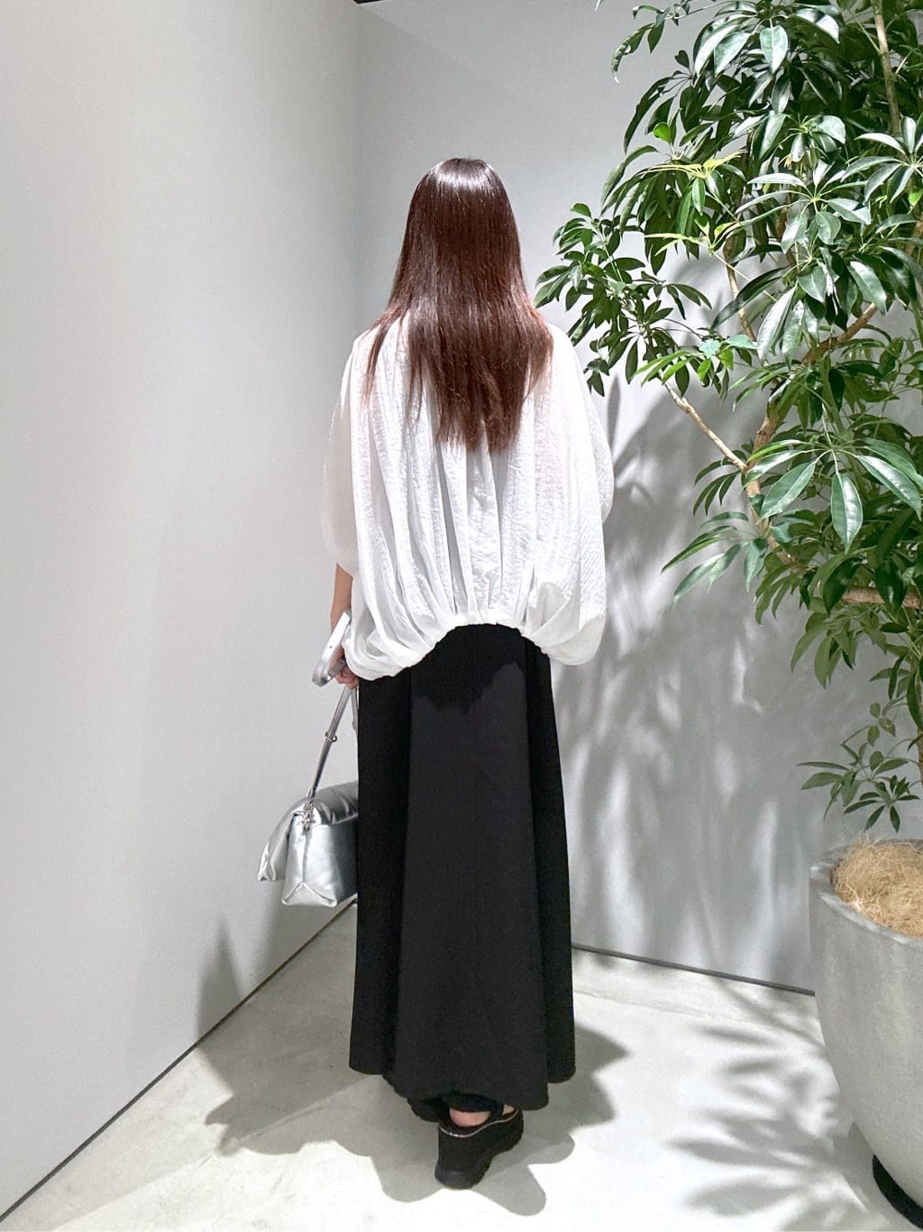 Renoさんの「INDIVI｜バルーンフォルムブラウス」を使ったコーディネート