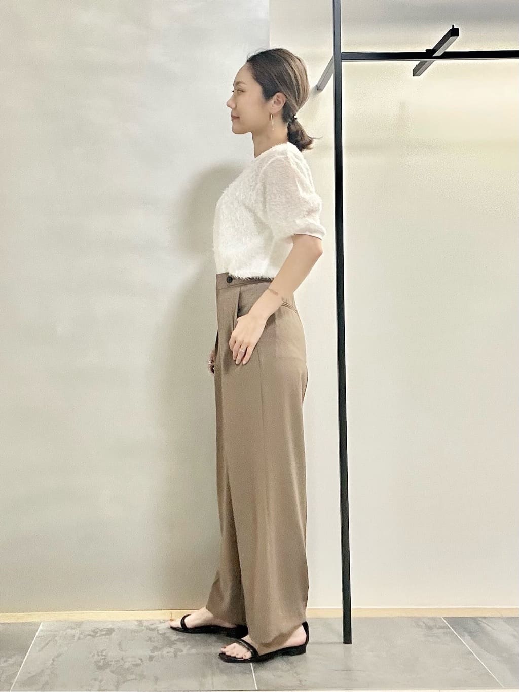 MAIさんの「INDIVI｜【軽く羽織れる！】ダブルジャケット」を使ったコーディネート