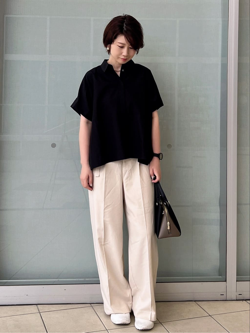 yo-koさんの「OPAQUE.CLIP｜《andGIRL掲載》リラクシーシャツ【洗濯機洗い可】」を使ったコーディネート