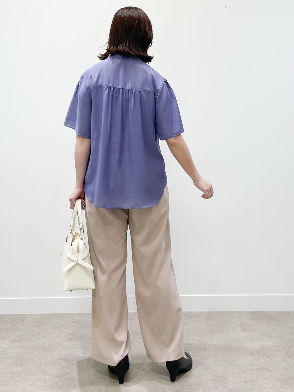 yukariさんの「Reflect｜【選べる5色◎／マシンウォッシュ可】シャーリングデザインブラウス」を使ったコーディネート