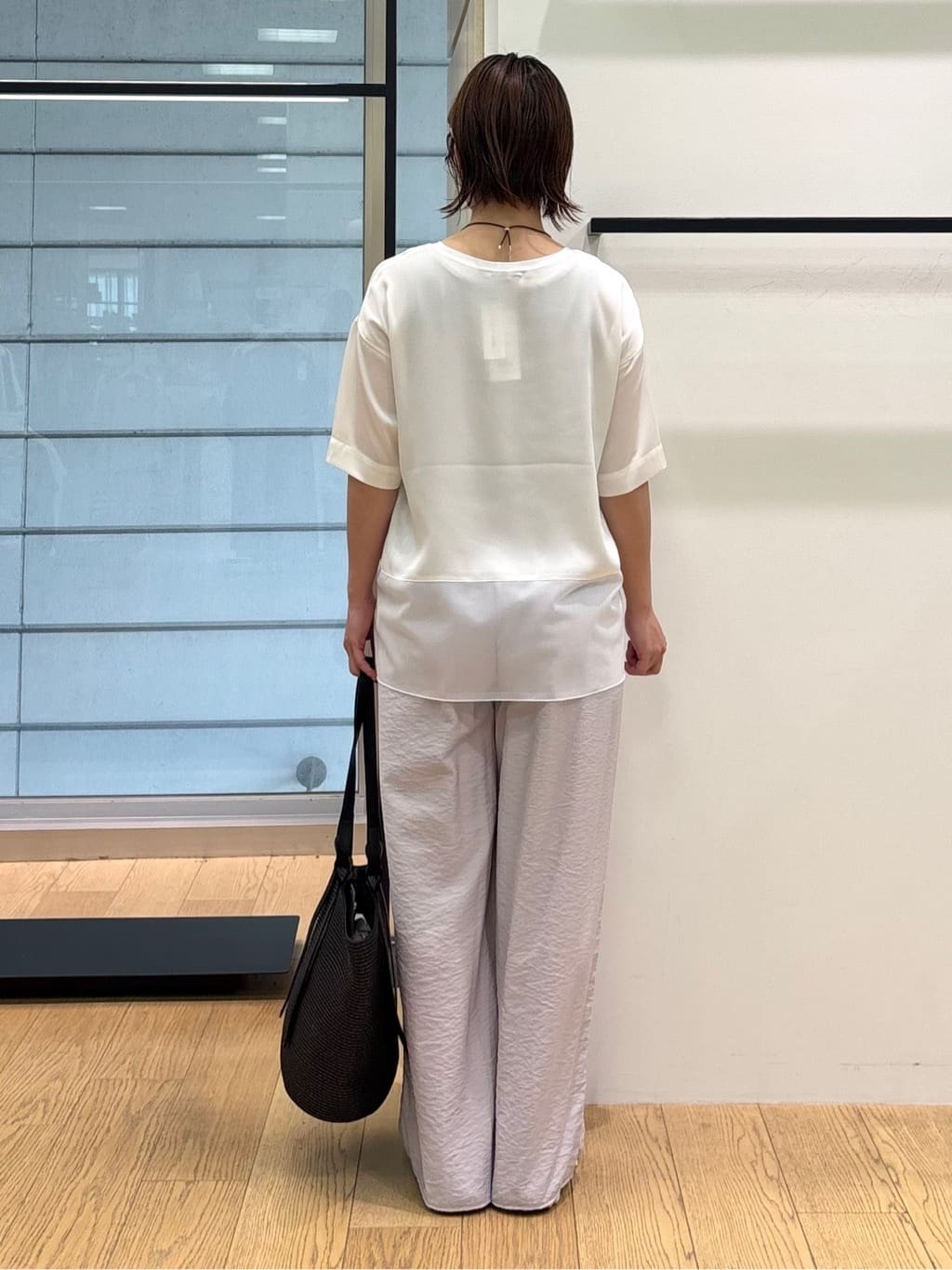 asamiさんの「INDIVI｜【洗える】裾シアー半袖トップス」を使ったコーディネート