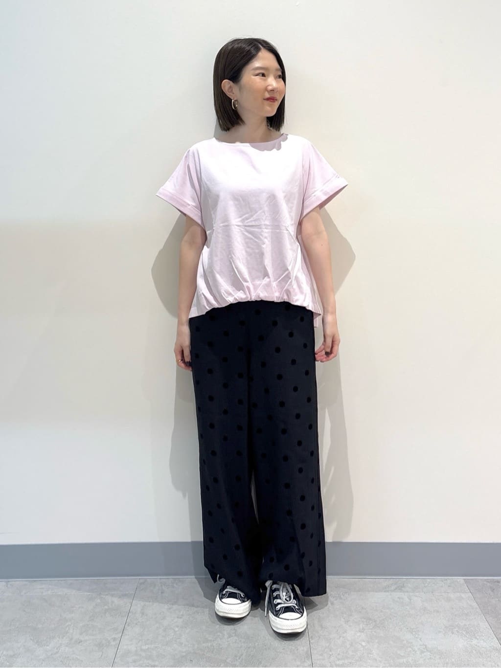 risaさんの「Dessin｜【二の腕カバー／UVカット】ロールアップスリーブ裾ギャザーカットソー」を使ったコーディネート