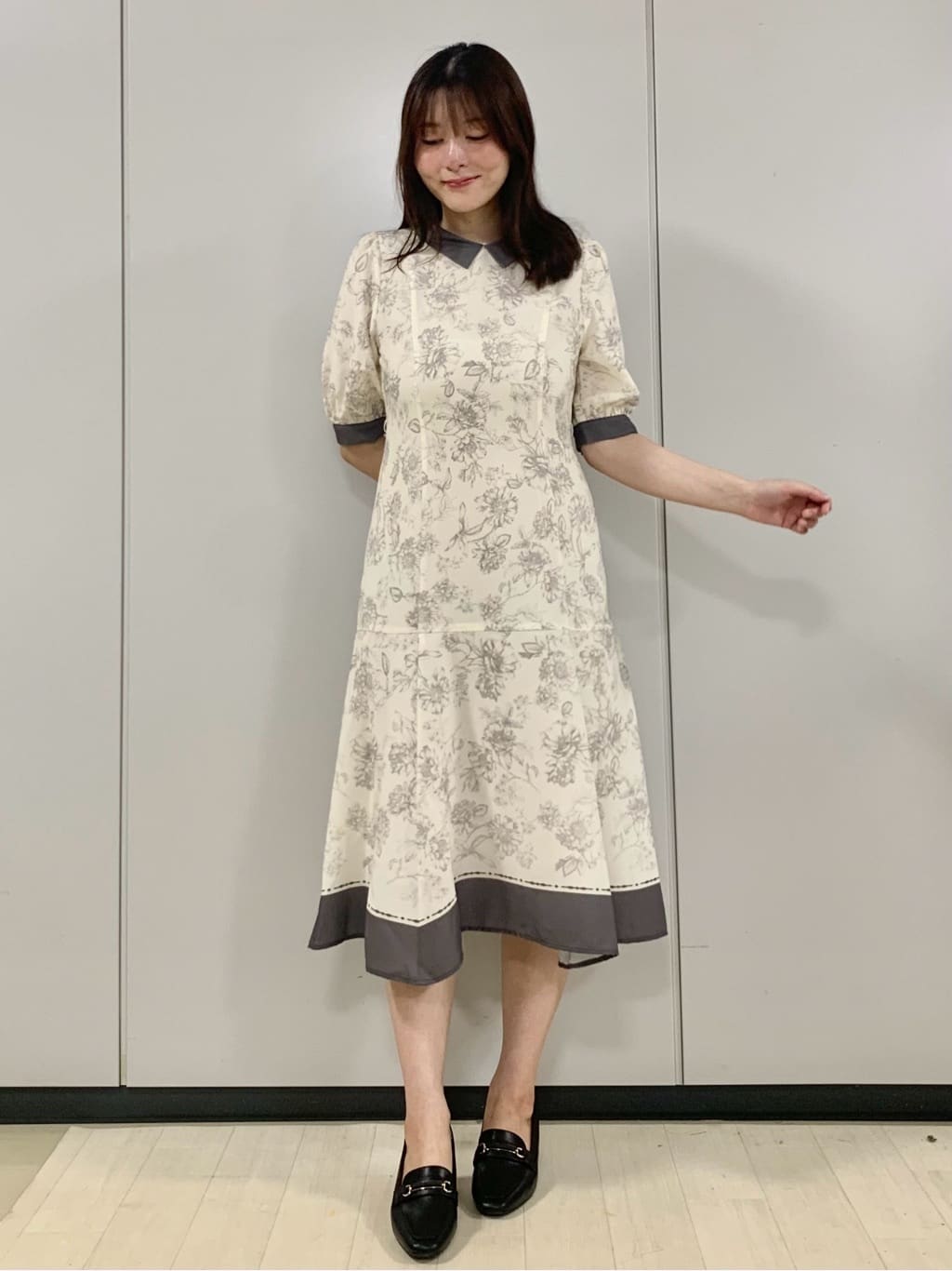 kasumiさんの「index｜2WAY パネルフラワーバイカラーワンピース【洗濯機洗い可／イージーアイロン】」を使ったコーディネート