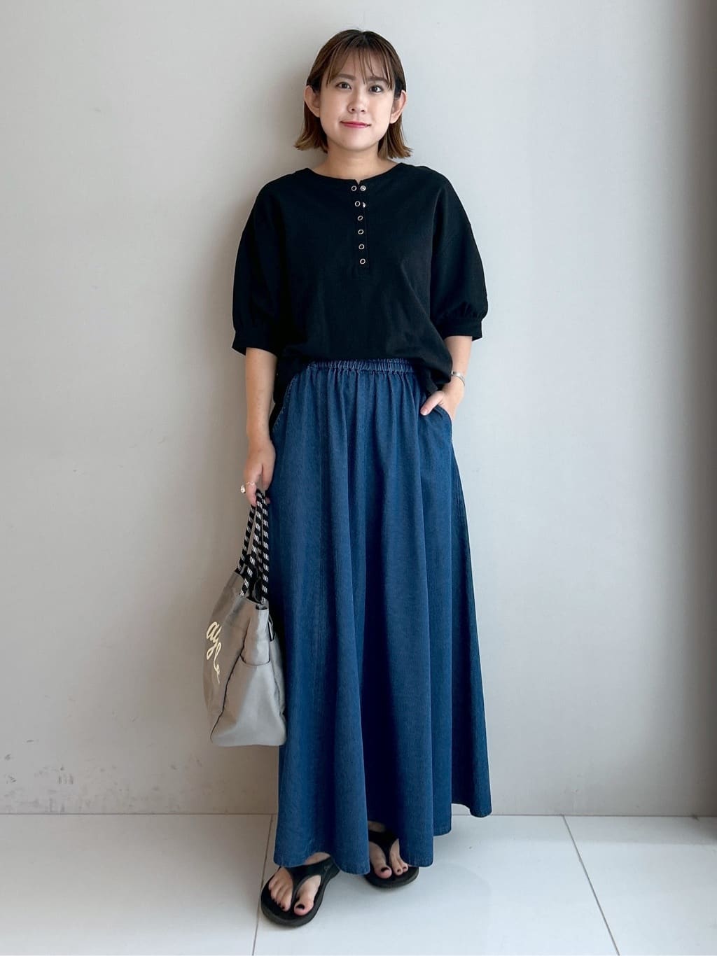 Hirokaさんの「Dessin｜【360度可愛い/前後2WAY/洗える】ライトコットンヘンリーカットソー」を使ったコーディネート