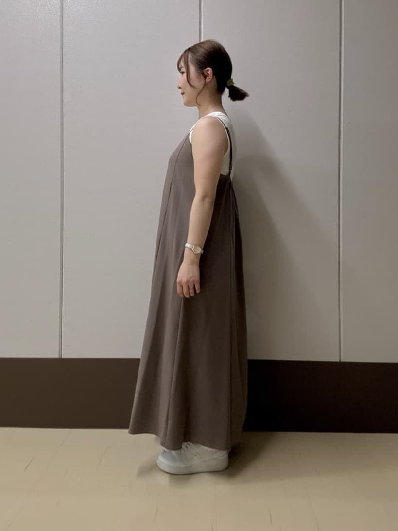 Rikoさんの「INDIVI｜【UVケア】エアリージョーゼット キャミワンピース」を使ったコーディネート