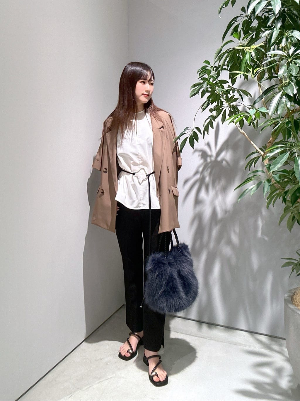 Renoさんの「INDIVI｜ボトルネックブラウス」を使ったコーディネート