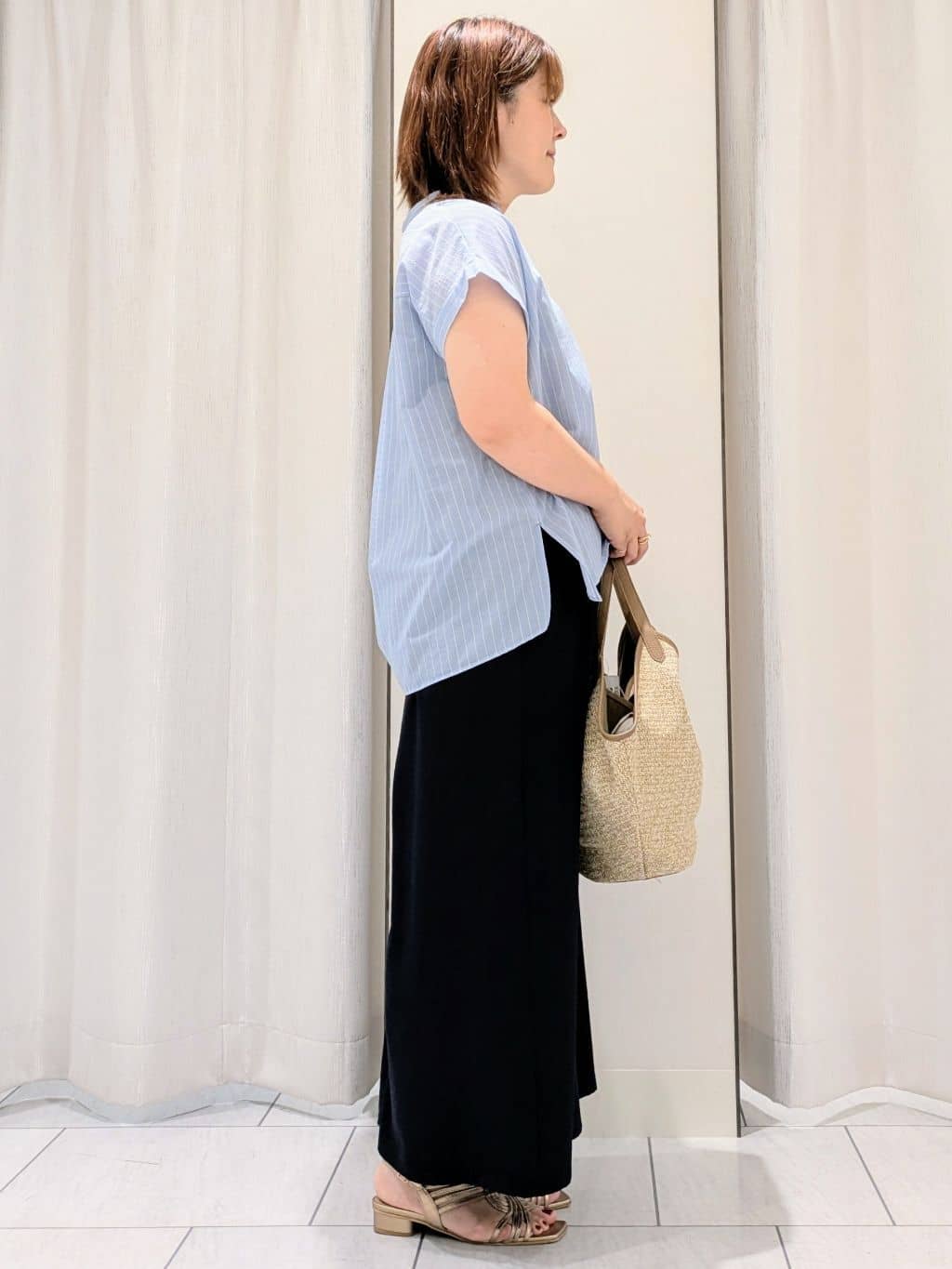 Onumaさんの「UNTITLED｜【洗える/スキッパー】フレンチスリーブシアーブラウス」を使ったコーディネート